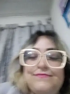 sexy_aurora_ourdoors webcam