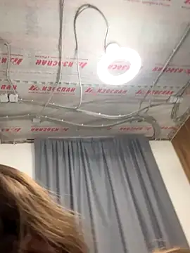 Lady_MiaOlson webcam