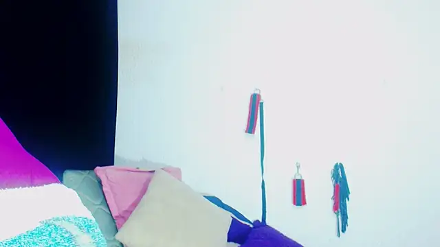 alexandrasexy32 webcam