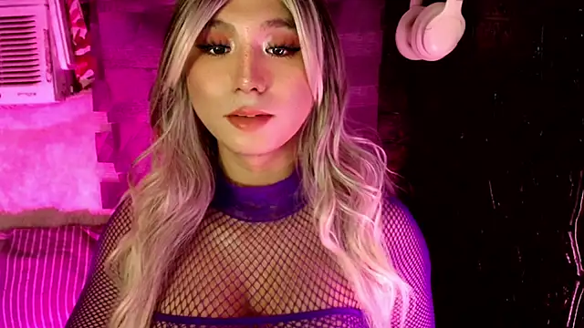 horescocklucy (T young) - RIDE ON MY HORSECOCK DICK.