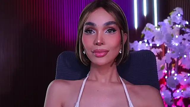 xxforyoureyesonlyxx webcam