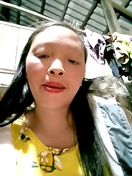 Minkine022 live cam screenshot female on LiveWebCameras – Live Webcams & Video Chat