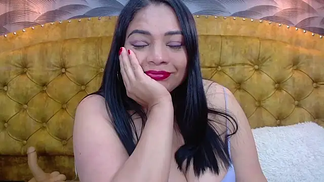 NahomiFireSex webcam