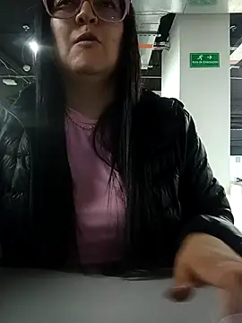 Monserratizzy webcam