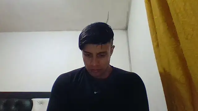 danistrial live cam screenshot male on WhoFuck.me — Live Sex Chat & Hookups