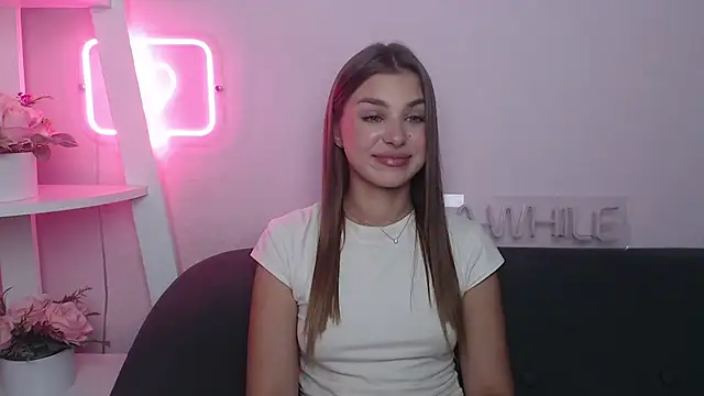 MilanaAngelAs webcam