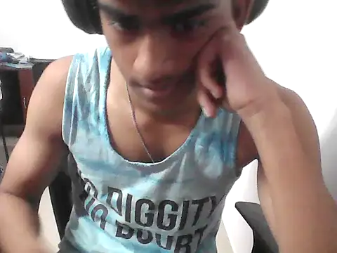 tamil_pyan (M twink) - Full naked show