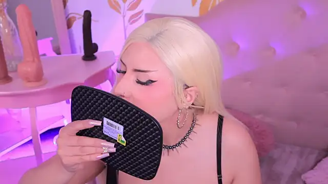 Misselektra__ webcam