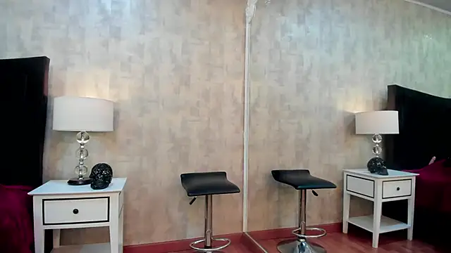 NahomyCarther webcam