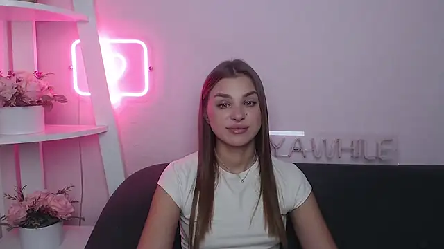 MilanaAngelAs webcam