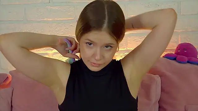 MilanaBalmain webcam