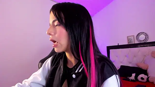 barbieteeen - Barbieteeen's free webcam