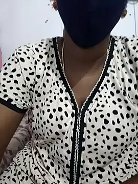 Tamil_Meera12 webcam