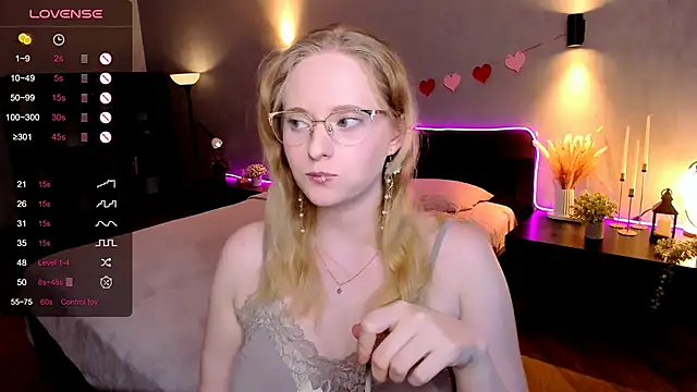 aemilia_ - Aemilia_'s free webcam