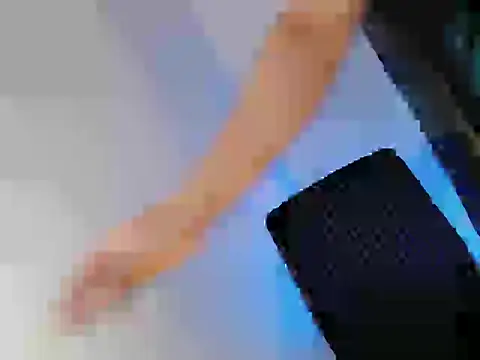 your_hottest_kim webcam