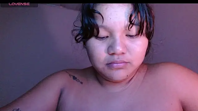 Yourgirl-thaly20 webcam