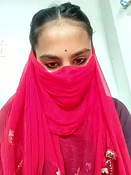 RAYI_Queen_15 webcam