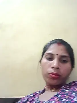 Veshali_Love143 webcam