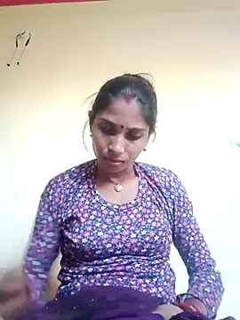 Veshali_Love143 webcam