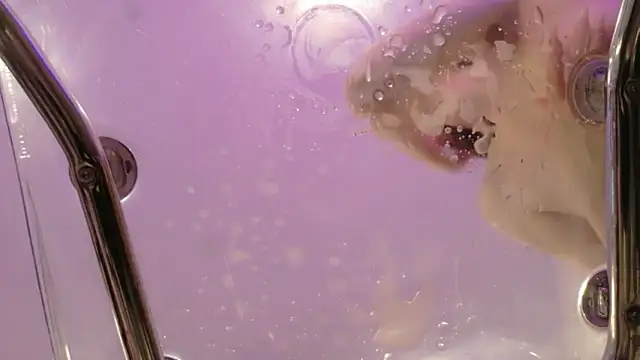 Midnightrose11 webcam