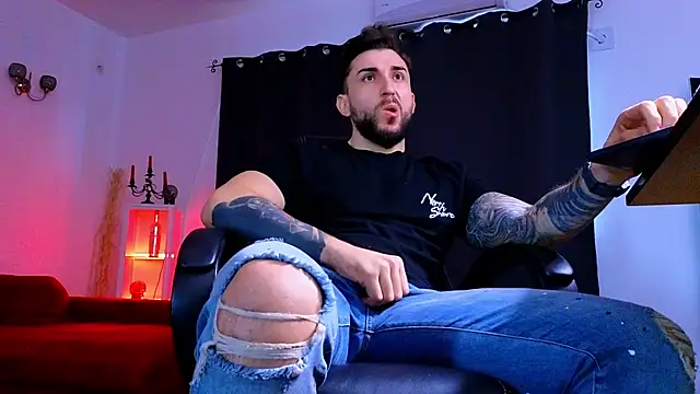 mightyaaron66 (M young) - 𖤐🔥 parTy Time ,House parTy  !  💨𖤐