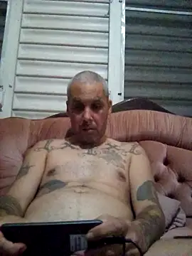 feogg197 (Ask my age) - Some thing for me