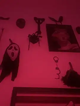 CUMQUEEN-XXX69 webcam