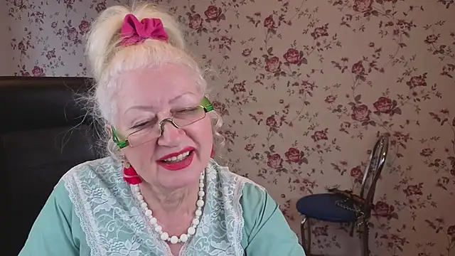 Maya_Mayflower webcam