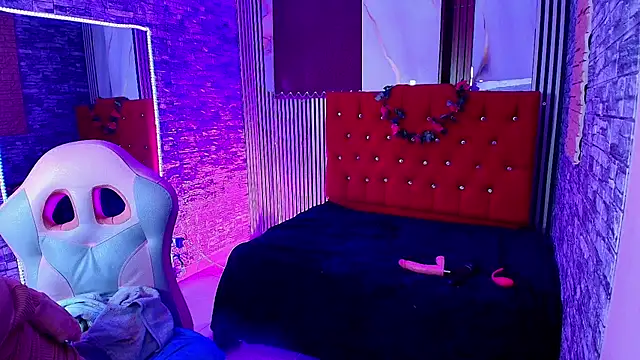 mia_hernnandez webcam