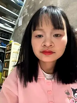 Linyi811 live cam screenshot female from Vietnam on WhoFuck.me — Live Sex Chat & Hookups