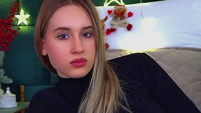 VictoriaHopsons webcam