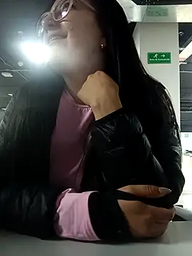 Monserratizzy webcam