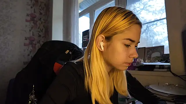 Witching_Moon webcam