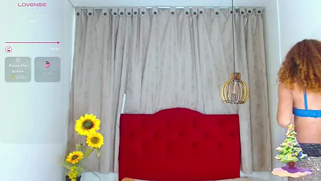 luisa__torres webcam