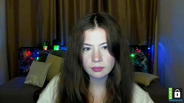 Alicia_redfollow webcam