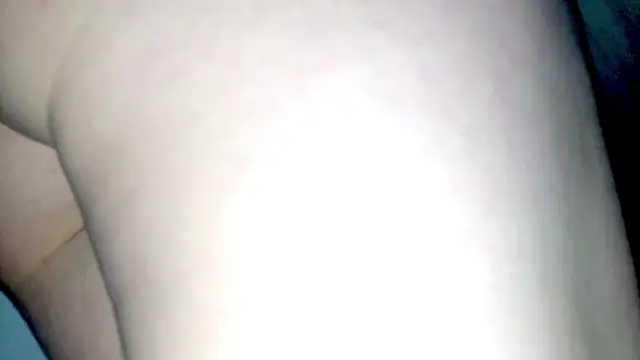 PetiteIvoryQueen19 webcam