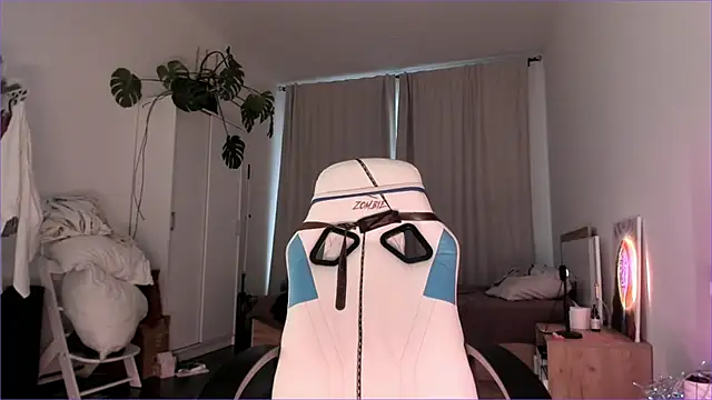 Viktoria_Oliverr webcam