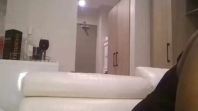 nattybae009 - Nattybae009's free webcam - UK Sex Cams