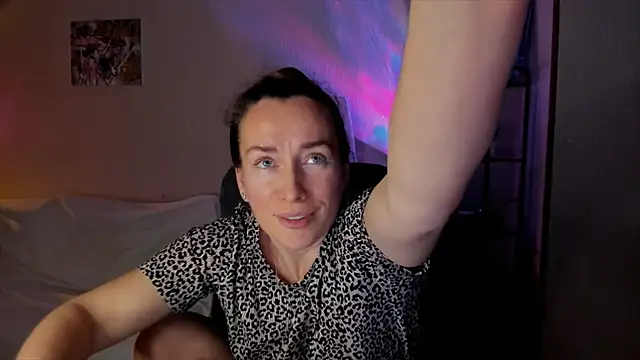 RebeccaMartinez webcam