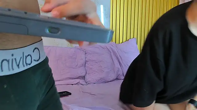 leah_adam - Leah_Adam's free webcam - UK Sex Cams