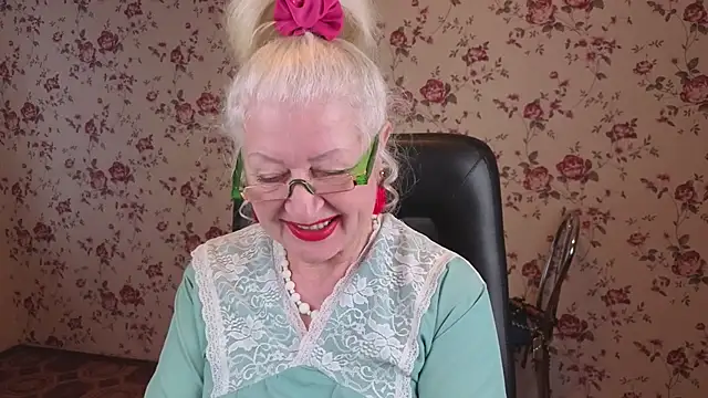 Maya_Mayflower webcam