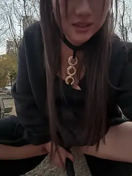 xixi_mm (F young) - 网吧 全裸5分钟