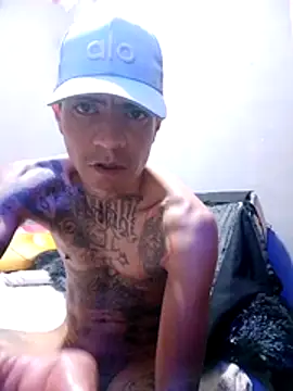 tureygiovani - Tureygiovani's free webcam