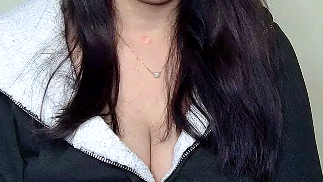 Naina_For_You webcam