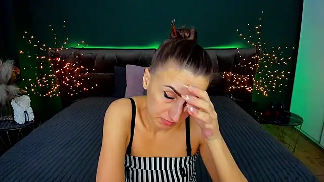 Rebecca_Diamond webcam