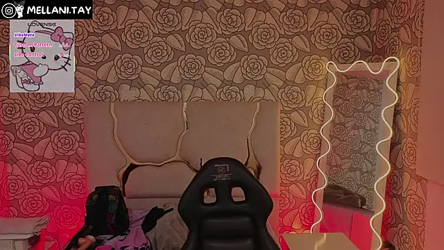 Mellani_tay webcam