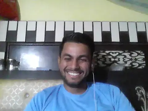 Stubborndesiboy webcam