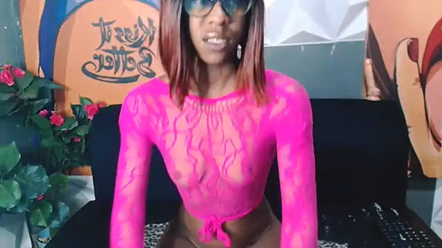 Ebonystormxxx webcam