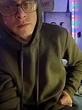 buffshagswell (Ask my age) - Plz help Mum an I get to family's house