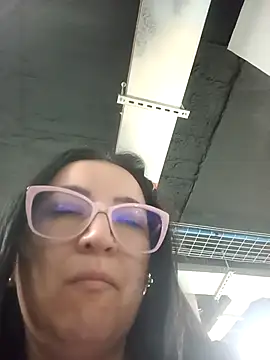 Monserratizzy webcam